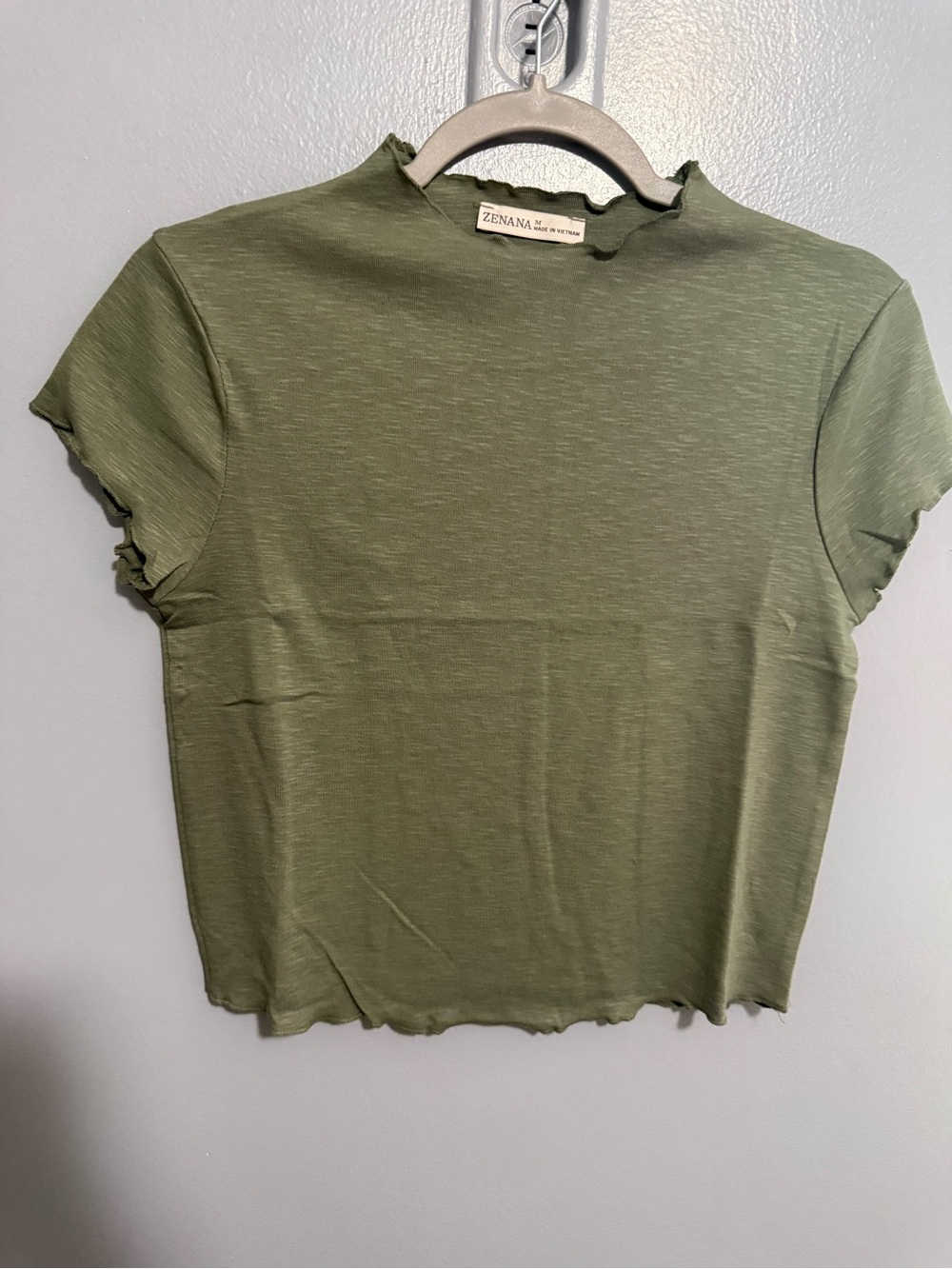 Zenana Olive Green Drawstring Fleece Jogger Pants and Lettuce Trim Baby Tee NWOT - Picture 4 of 6
